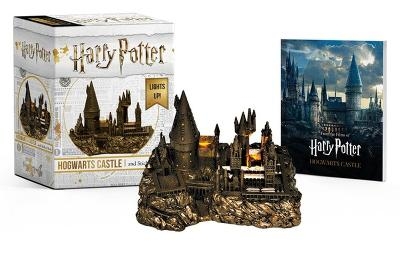 Picture of Harry Potter Hogwarts Castle and Sticker Book: Lights Up!